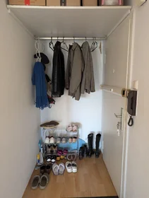 Entire apartment at Brehmstraße, image 15 of 20