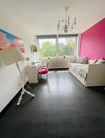Private room at Bilker Allee, image 2 of 23