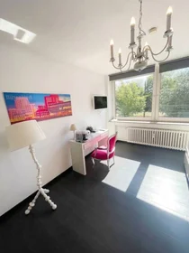 Private room at Bilker Allee, image 16 of 23