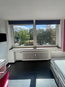 Private room at Bilker Allee, image 4 of 23