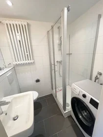 Private room at Bilker Allee, image 5 of 23