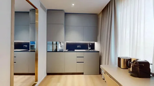 Private room at Chemin du Pavillon, image 2 of 14