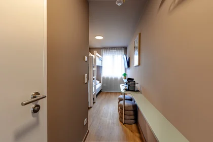 Apartamento inteiro em Bodenseestraße, imagem 7 de 17