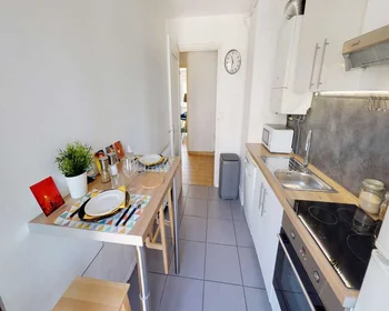 Private room at Rue Bataille, image 11 of 16