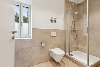 Chambre privée à Bayreuther Straße, image 8 de 15