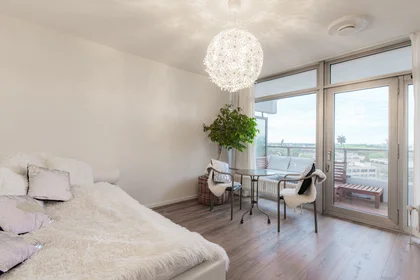 Privatzimmer in der Luxemburger Straße, bild 2 von 39
