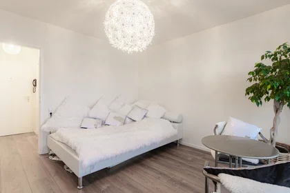 Privatzimmer in der Luxemburger Straße, bild 3 von 39