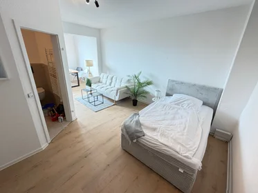 Habitación privada en Hofsteder Straße, imagen 1 de 10