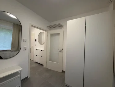 Private room at Hermann-Ehlers-Allee, image 22 of 27