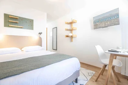 Stanza privata in Rue Saint-Laurent, immagine 2 di 5