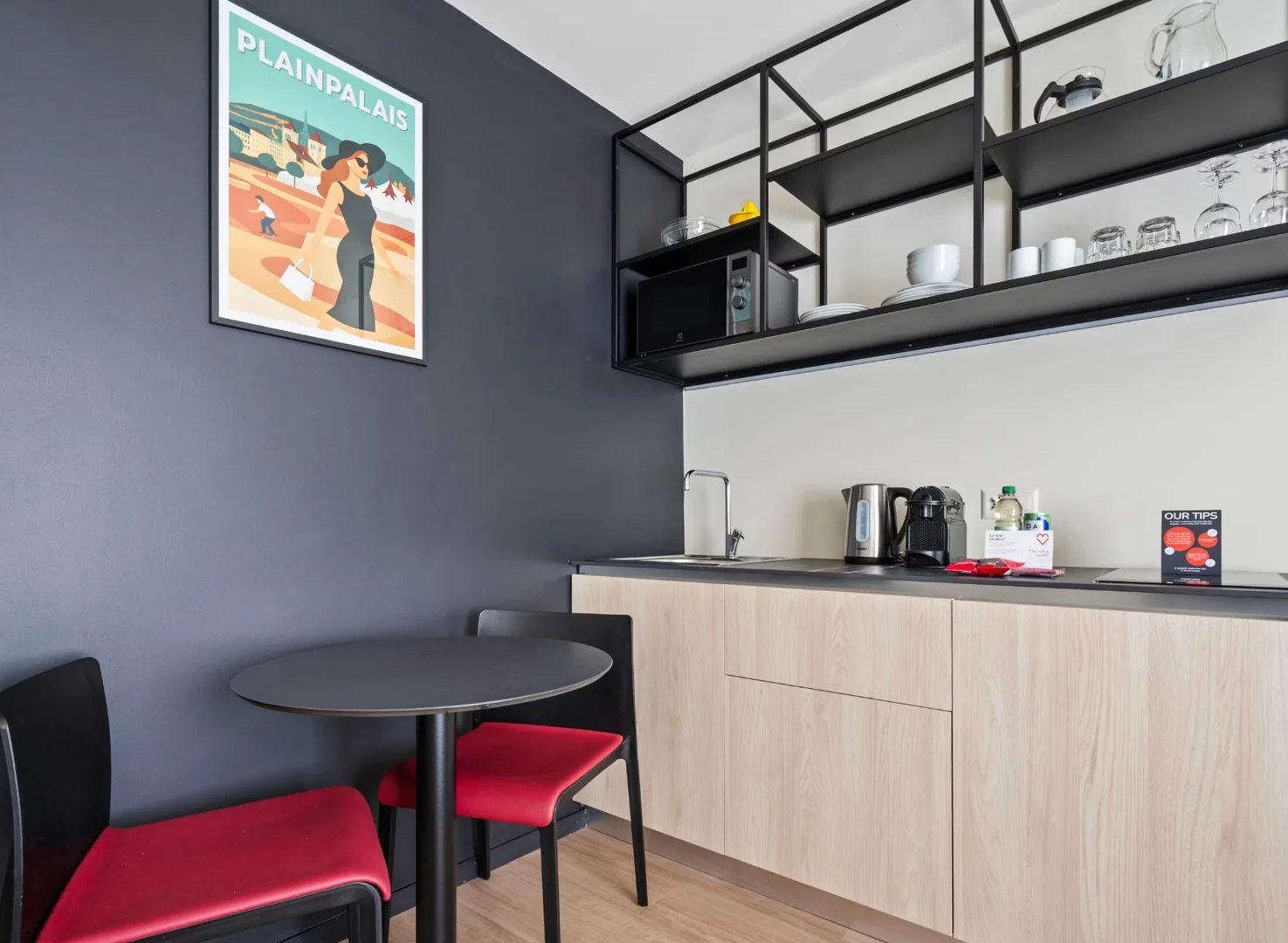 Niedrogi apartament typu studio z niezbędnymi funkcjami w