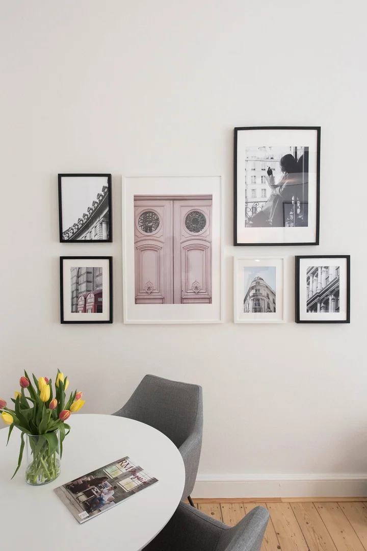 'de etkili düzene sahip minimalist öğrenci stüdyosu