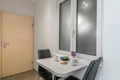 Stanza privata in Rue du Simplon, immagine 1 di 10