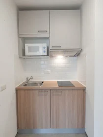 Stanza privata in Düsseldorfer Straße, immagine 1 di 14