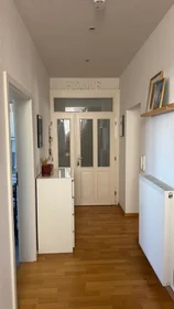 Gesamte Unterkunft in der Gneisenaustraße, bild 1 von 10
