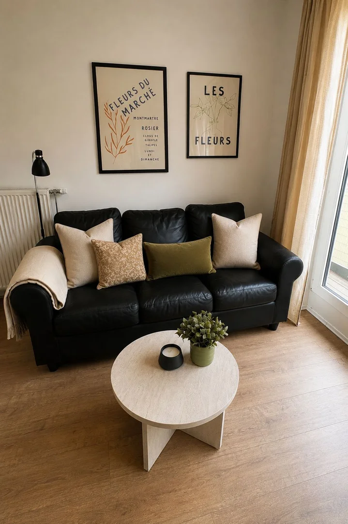Quarto de estudante económico com localização conveniente em 