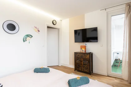 Privatzimmer in der Sternbuschweg, bild 1 von 10