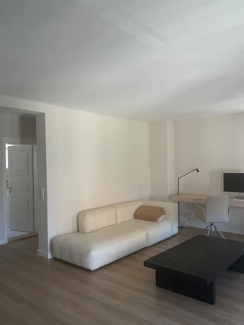 Quarto de estudante funcional perfeito para estudar em