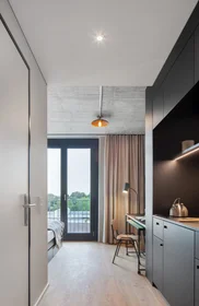 Chambre privée à Classic Patio/Balcony SHORT Büchnerweg, image 4 de 17