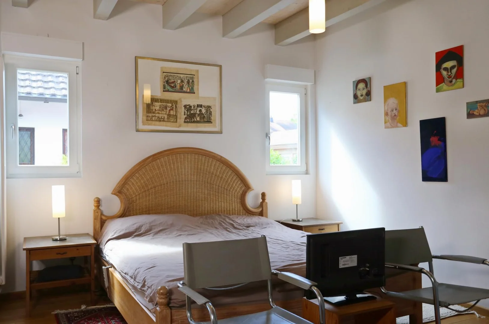 Chambre conviviale pour les étudiants dans avec des équipements modernes