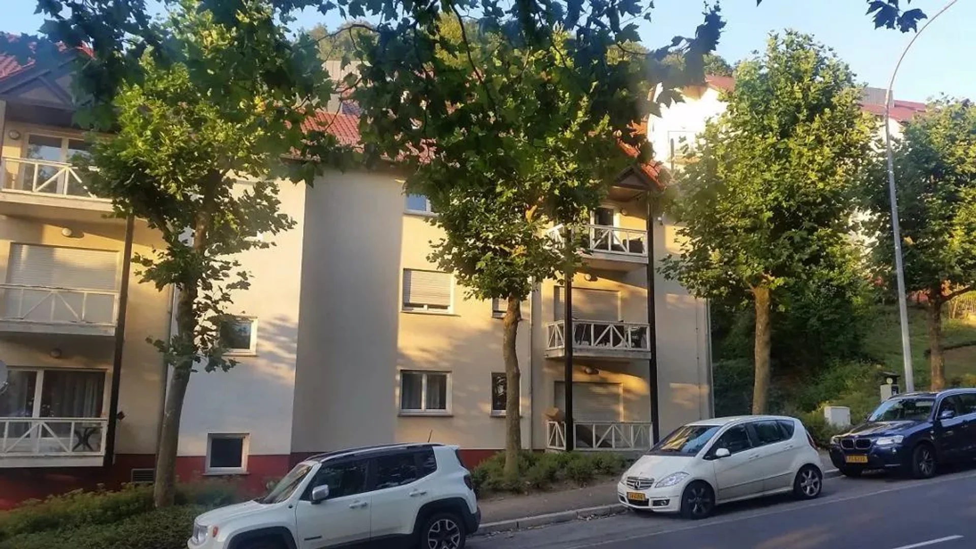 Quarto de estudante económico perto do campus em 