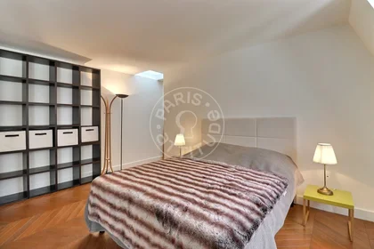 Całe miejsce Rue d'Artois, obraz 2 22