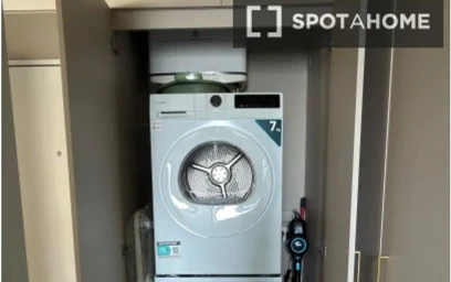 Estudio en Viale Monte Ceneri, imagen 6 de 16
