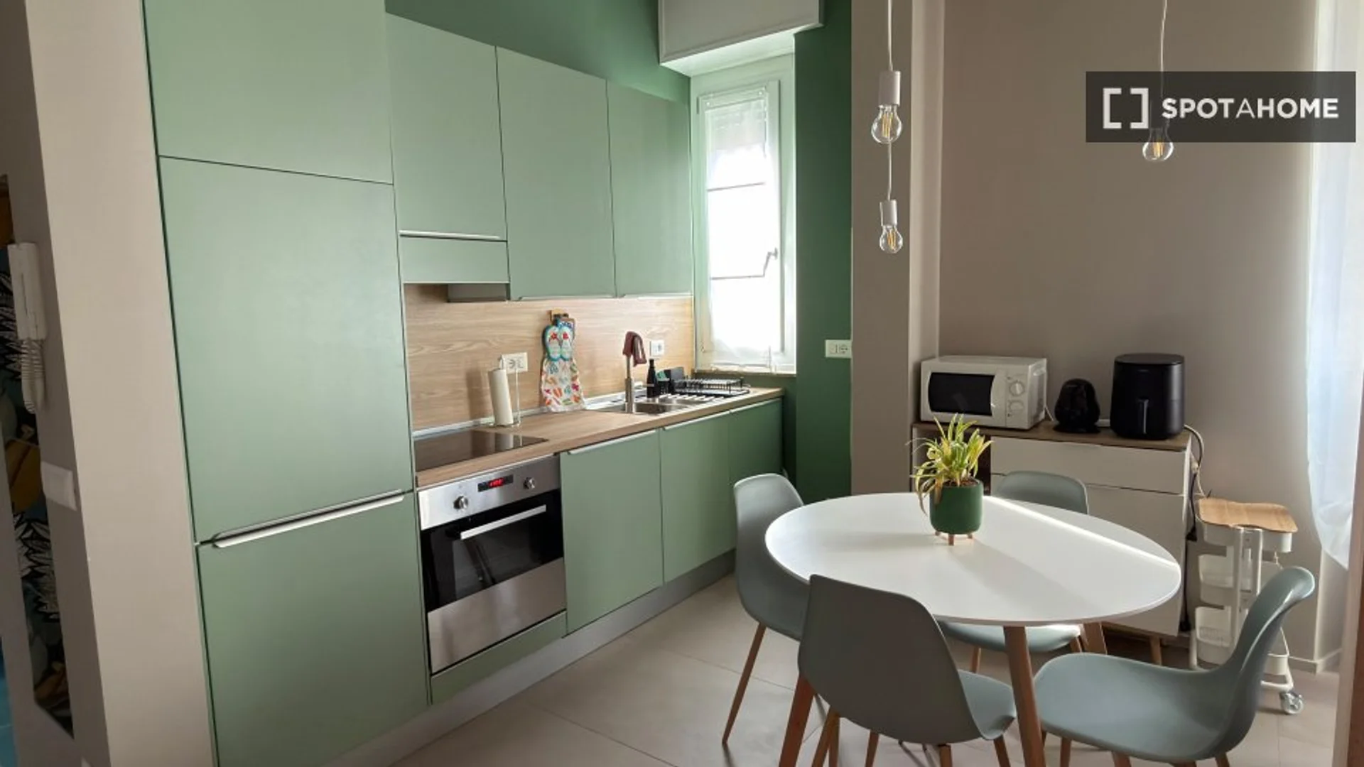 Asequible apartamento estudio con características esenciales en