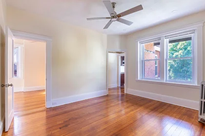 Logement entier en résidence à 94, Hutchings, Unit 4, Dorchester, Boston, MA, 02121, image 9 de 24