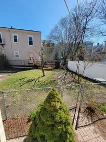 Dairenin tamamı Ikamet yerinde konumu 49, Springfield St., Unit 2, Porter Square, Somerville, MA, 02143, 2 15 görüntüsü