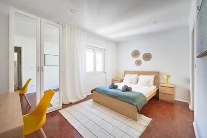 Chambre privée à Rua República da Bolívia, image 2 de 40