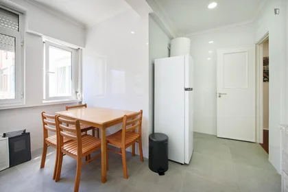 Chambre privée à Rua República da Bolívia, image 15 de 40
