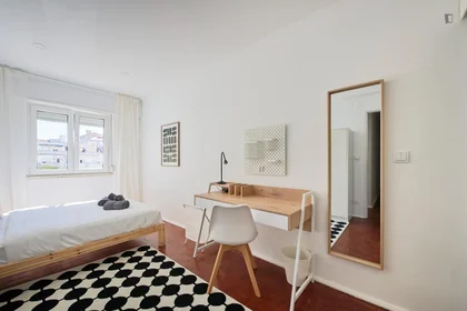Chambre privée à Rua República da Bolívia, image 4 de 41