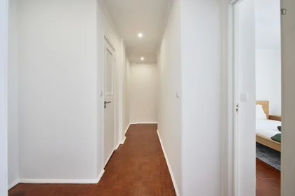 Chambre privée à Rua República da Bolívia, image 24 de 38