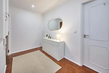 Chambre privée à Rua República da Bolívia, image 29 de 38