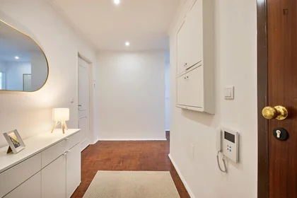 Chambre privée à Rua República da Bolívia, image 31 de 38