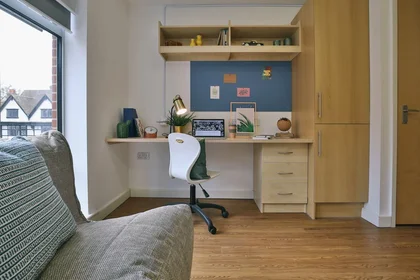 Entire apartment in residence at 1-54 Station Rd W, Canterbury CT2 8FE, United Kingdom       , image 11 of 29