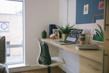 Entire apartment in residence at 1-54 Station Rd W, Canterbury CT2 8FE, United Kingdom       , image 13 of 29