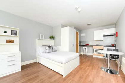 私人房间 在住宅内 在 Crewe St, Chester CH1 3DA, United Kingdom                      , 24的图像5