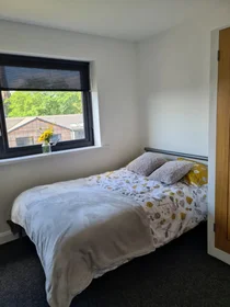Habitación privada en Carlton Buildings, 10 Broad St, Nottingham NG1 3AL, United Kingdom, imagen 1 de 10