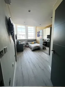 Habitación privada en residencia en Carlton Buildings, 10 Broad St, Nottingham NG1 3AL, United Kingdom, imagen 13 de 19