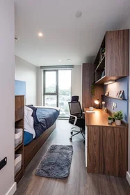 Quarto privado em residência em 8 Nelson Street, Belfast, BT15 1BH, UK, imagem 1 de 32