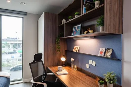 Quarto privado em residência em 8 Nelson Street, Belfast, BT15 1BH, UK, imagem 2 de 32