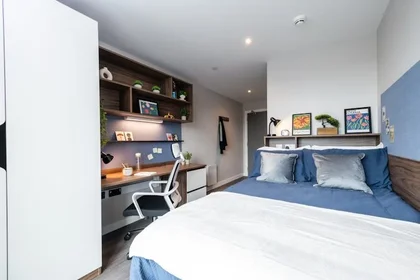 Quarto privado em residência em 8 Nelson Street, Belfast, BT15 1BH, UK, imagem 26 de 32