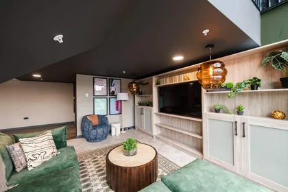 Quarto privado em residência em 8 Nelson Street, Belfast, BT15 1BH, UK, imagem 8 de 32