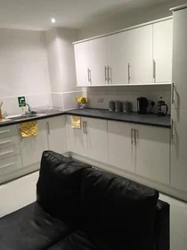 Özel oda Ikamet yerinde konumu Longside Ln, Bradford BD7 1SA, United Kingdom, 11 29 görüntüsü