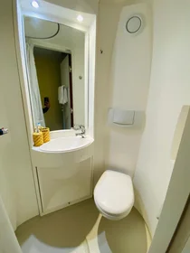 Özel oda Ikamet yerinde konumu Longside Ln, Bradford BD7 1SA, United Kingdom, 6 29 görüntüsü