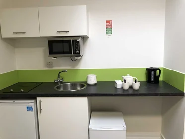 Quarto privado em residência em 164 Tudor Rd, Leicester LE3 5HU, United Kingdom, imagem 33 de 49