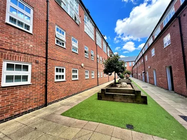 Quarto privado em residência em 164 Tudor Rd, Leicester LE3 5HU, United Kingdom, imagem 10 de 49