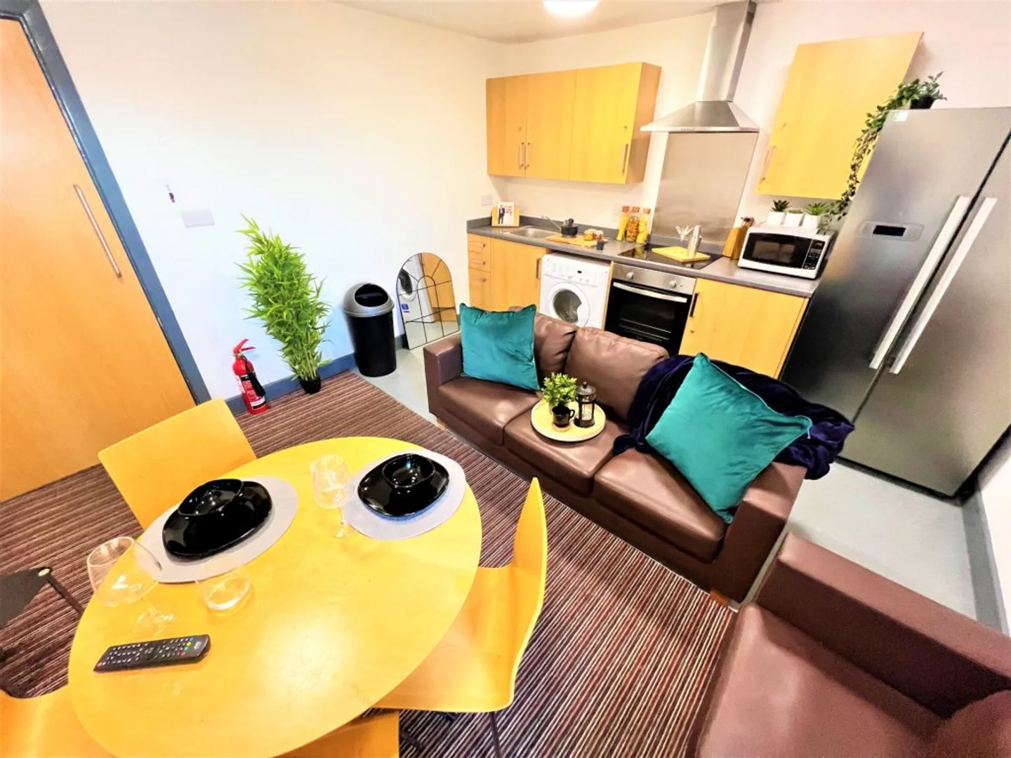 Functional student room perfect for studying in